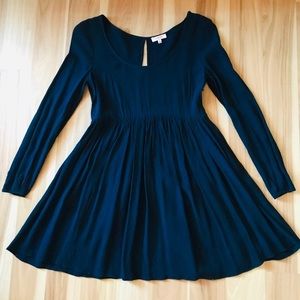 Sunday Best | Aritzia navy blue babydoll dress